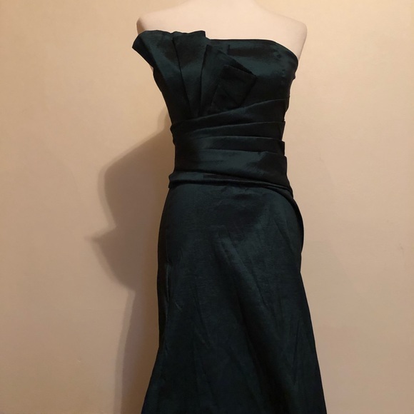 Jessica McClintock Dresses & Skirts - Jessica McClintock Strapless Dark Green Dress